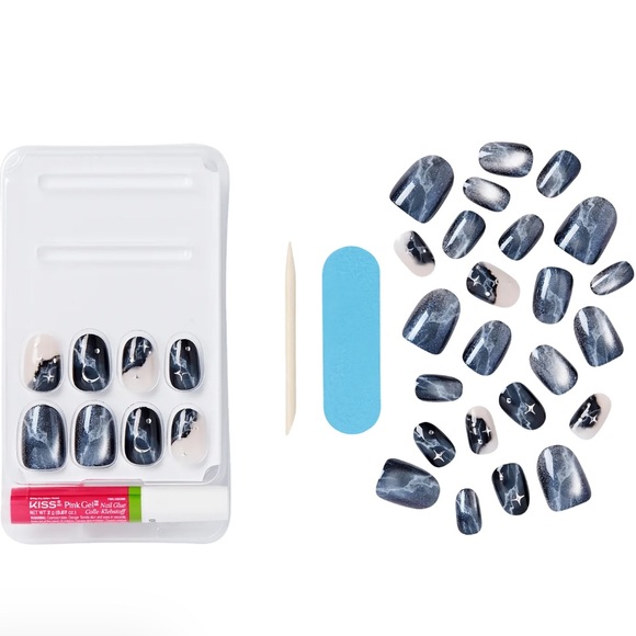 🍀KISS Voguish sci-fi Fantasy Press On Glue Nails - Space - Picture 3 of 4